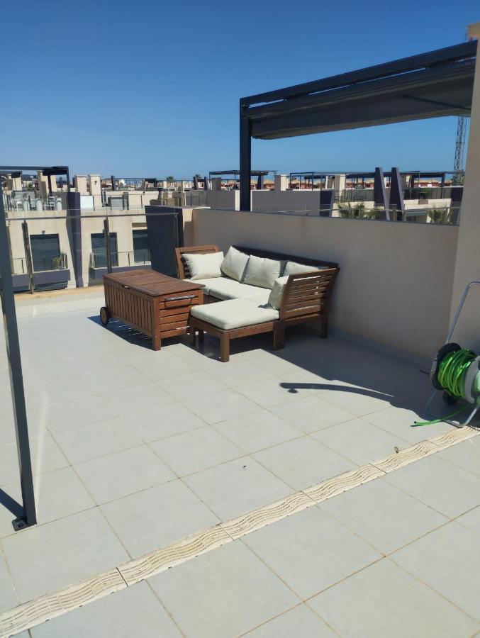 Torre De La Horadada Apartment Near Beach Pilar de la Horadada Bagian luar foto