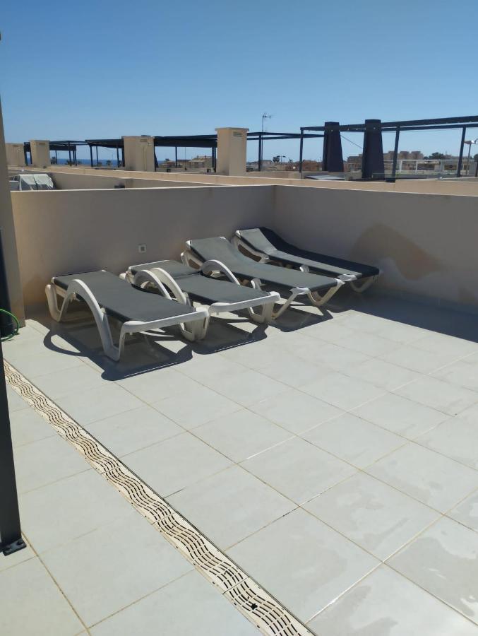 Torre De La Horadada Apartment Near Beach Pilar de la Horadada Bagian luar foto